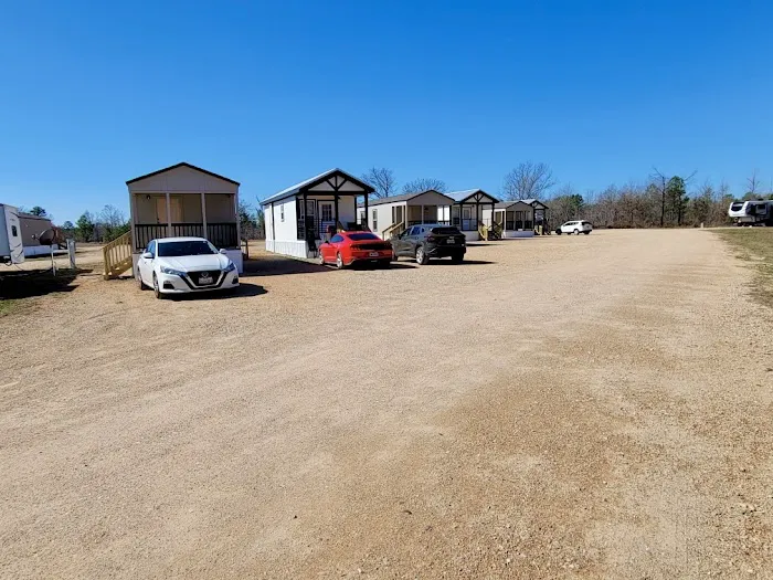 Marshall Meadows RV & Tiny Home Village Picture 8