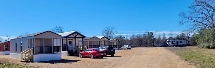Marshall Meadows RV & Tiny Home Village Picture 9