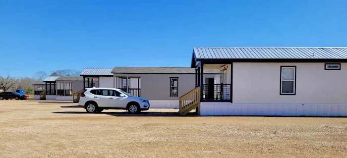 Marshall Meadows RV & Tiny Home Village Picture 4