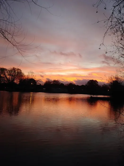 Lakewood Village Mobile Home Park Picture 9