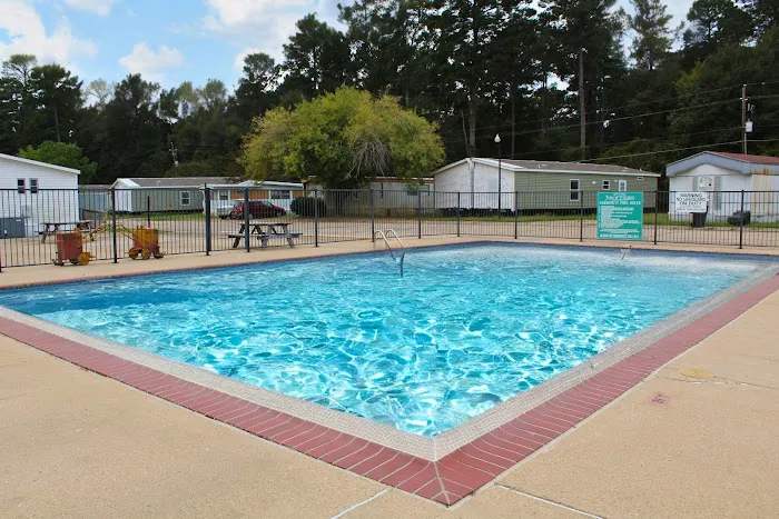 Forest Estates Picture 3