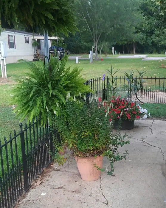 Windsor Crest MHC Picture 2