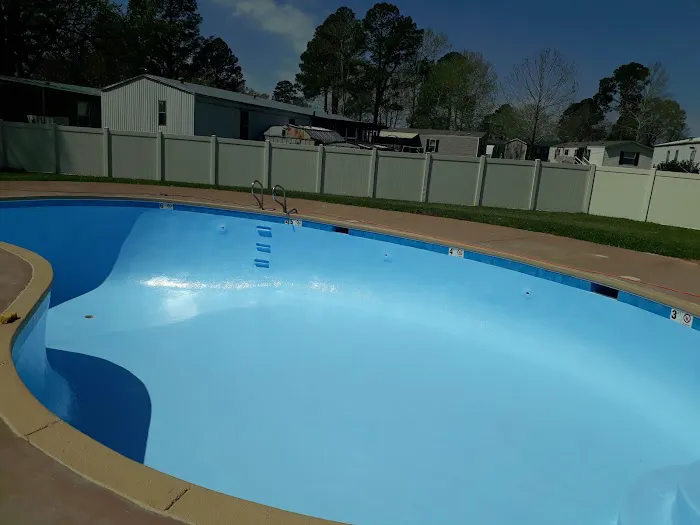 Blue Ridge Mobile Home Community Picture 2