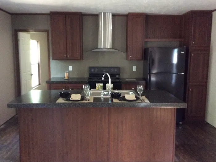 Huntington Mobile Home Park Picture 10