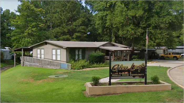 Glen Leaf Homes & RV Community Picture 3