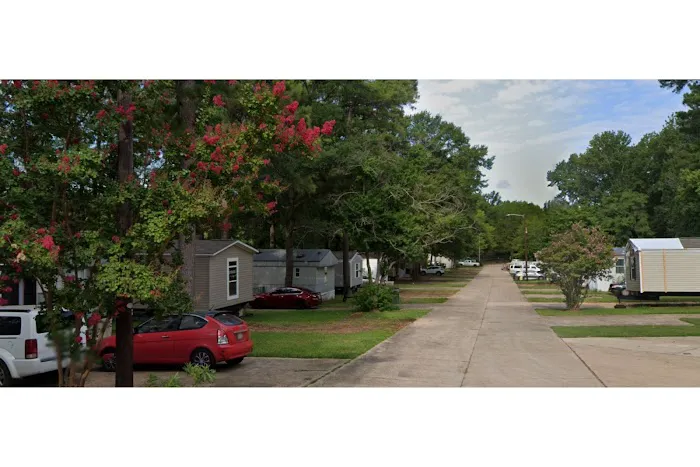 Glen Leaf Homes & RV Community Picture 1