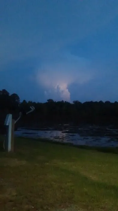 Lakeside RV Park Picture 9