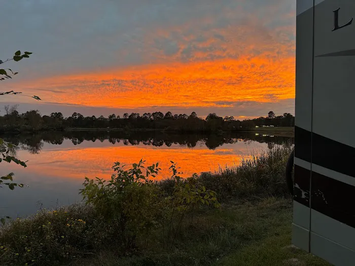 Lakeside RV Park Picture 5