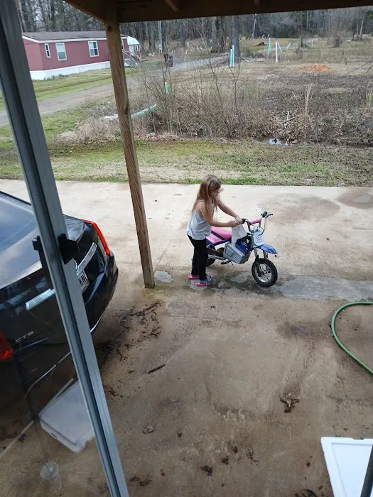 Academy Mobile Home Park Picture 5