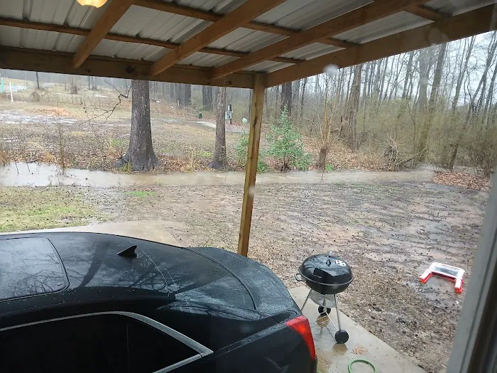 Academy Mobile Home Park Picture 3