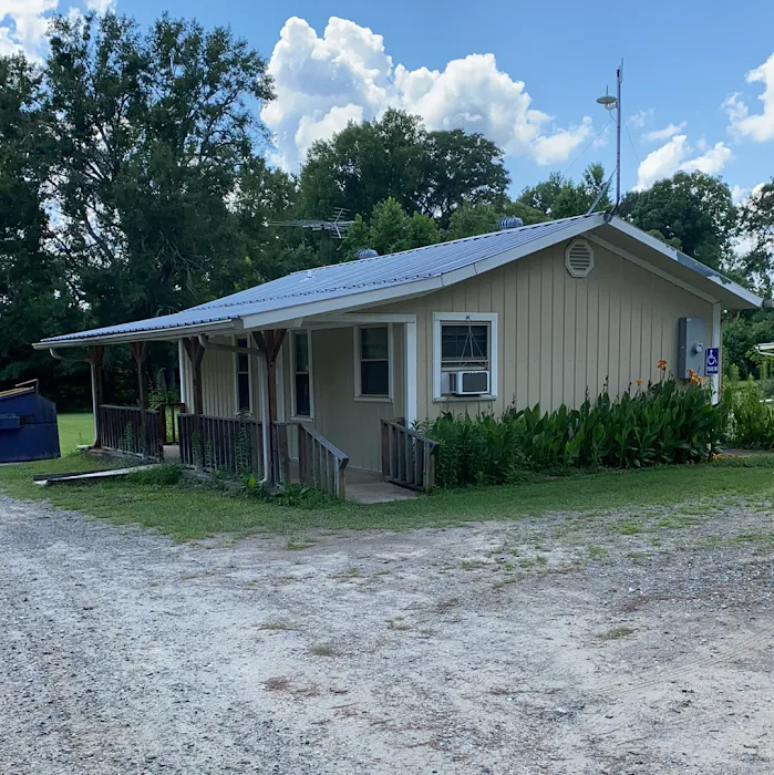 Farmers Branch RV Park Picture 3