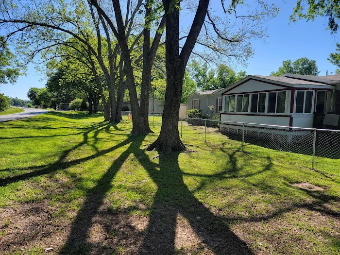 Plantation Acres Picture 3