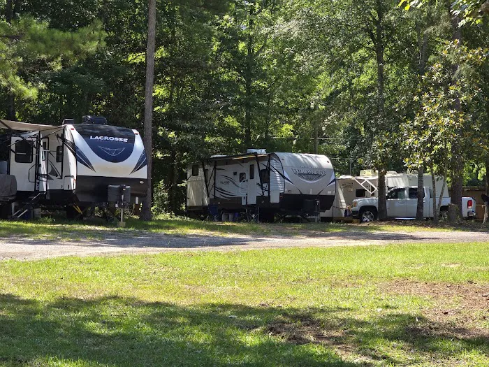 Sweet Gum RV Park Picture 2