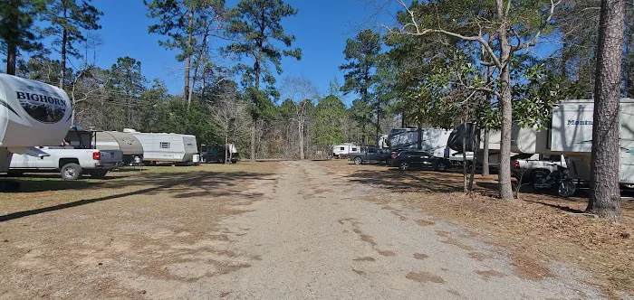 Sweet Gum RV Park Picture 7