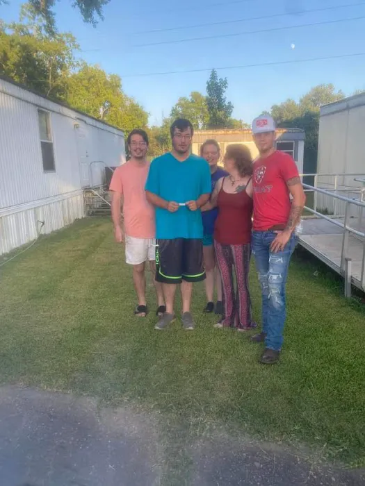 The Oaks Mobile Home & RV Park Picture 4