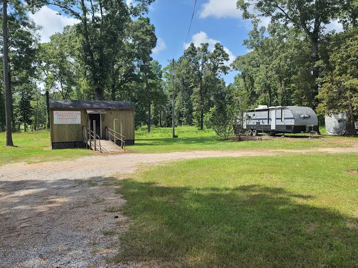 Family and Friends RV Park Picture 1