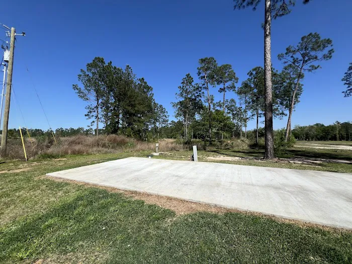 Pleasant Pines RV Park Picture 9