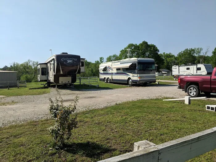 Lakeview RV Park Picture 9