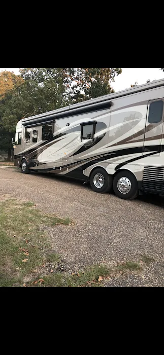 Cross RV Park Picture 3
