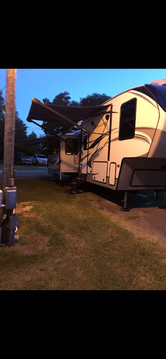 Cross RV Park Picture 6