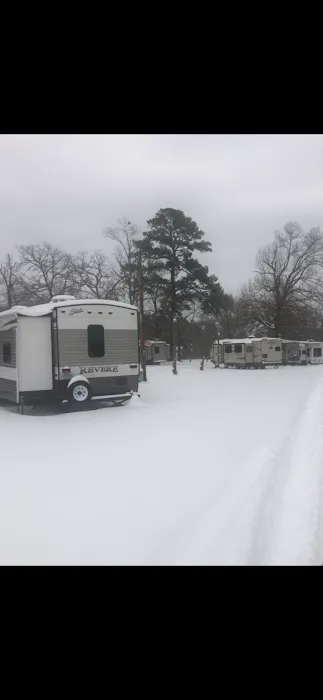 Cross RV Park Picture 7