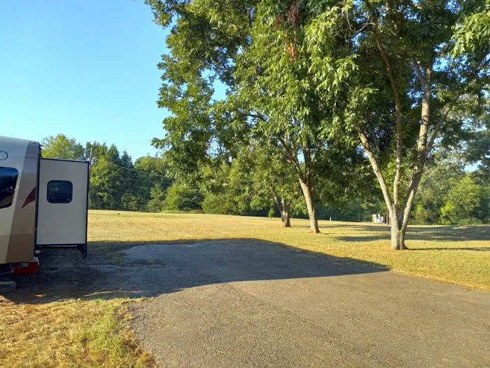 Settled Roots RV Park Picture 10