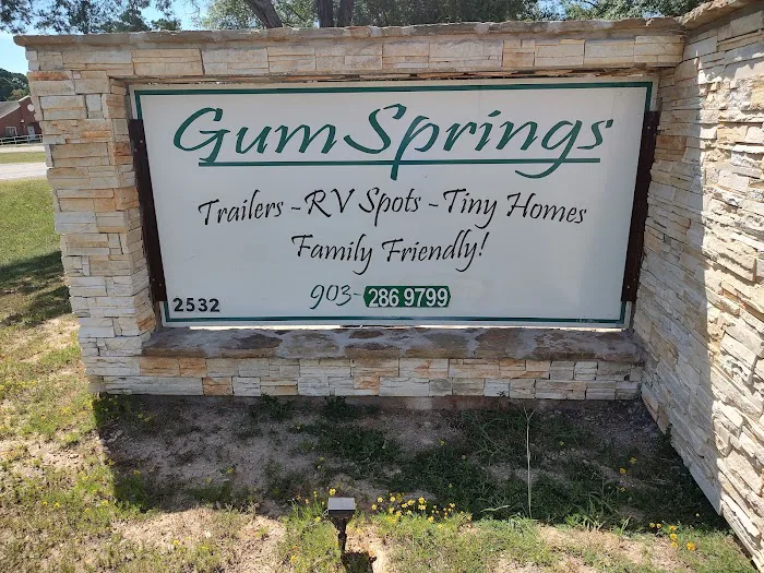 Gum Springs RV Park Picture 3