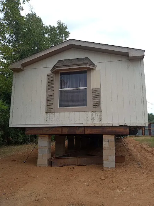 Whispering Pines Mobile Home Park Picture 1