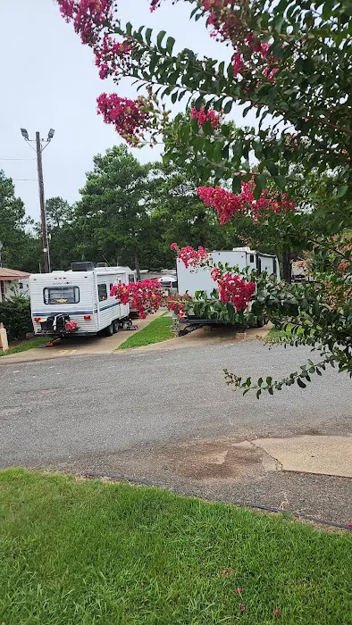 TA RV Park Picture 4