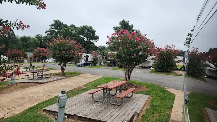 TA RV Park Picture 3