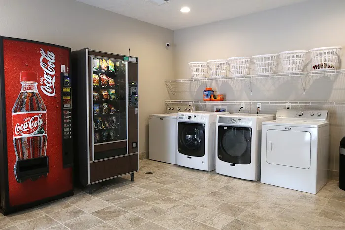 Flagon Creek RV Park Picture 8