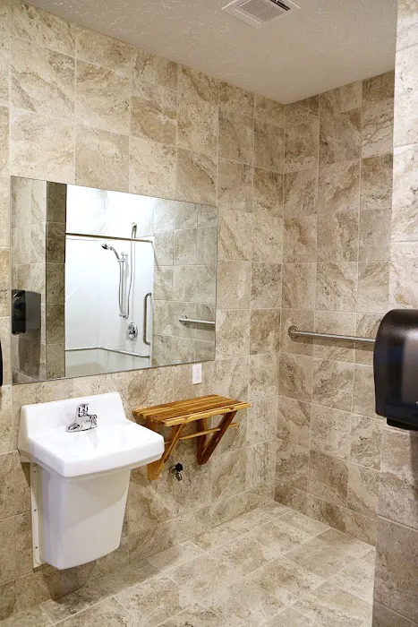 Flagon Creek RV Park Picture 10