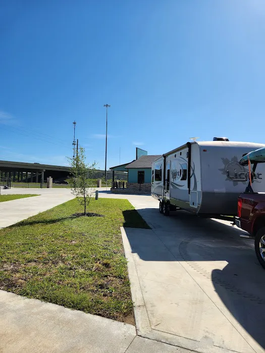 Blue Lake RV Park Picture 5