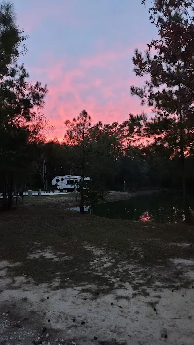 Paw Paws RV Park Picture 5