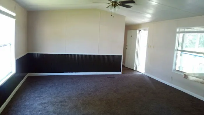 Triangle Mobile Home Park Picture 5