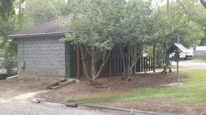 East Lucas RV Park Picture 9