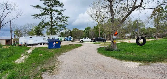 Hidden Cove Rentals & RV Park Picture 1