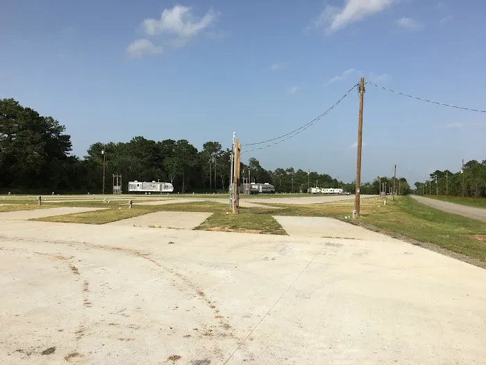 Reign RV Park Picture 8