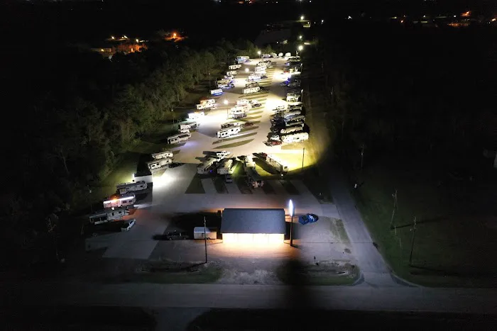 Reign RV Park Picture 7