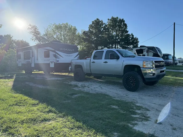 The Hilltop RV Park Picture 10