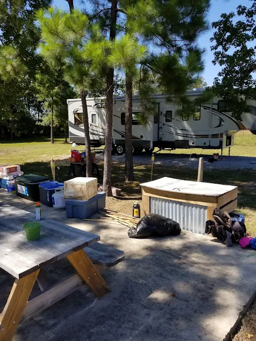 Planted Pines RV Park Picture 3