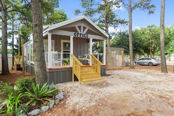 Shady Pines RV Park Picture 2