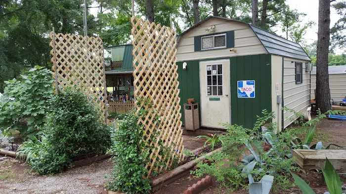 Shady Pines RV Park Picture 6