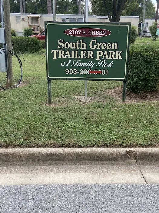 Longview. Mobile Home Park. Picture 2