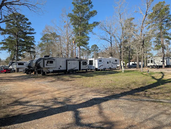 Miss Ellie's RV Park Picture 2