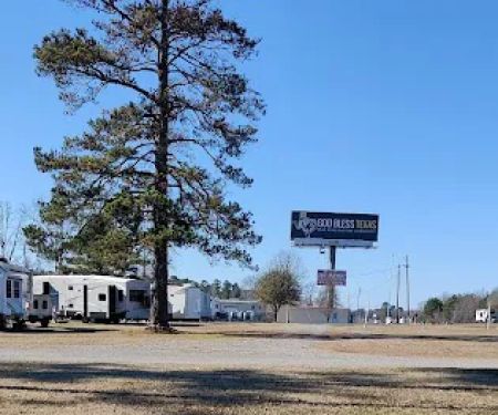 Miss Ellie's RV Park