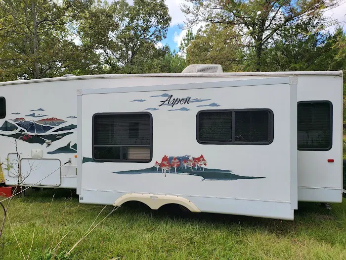RJ'S RV Park Picture 5