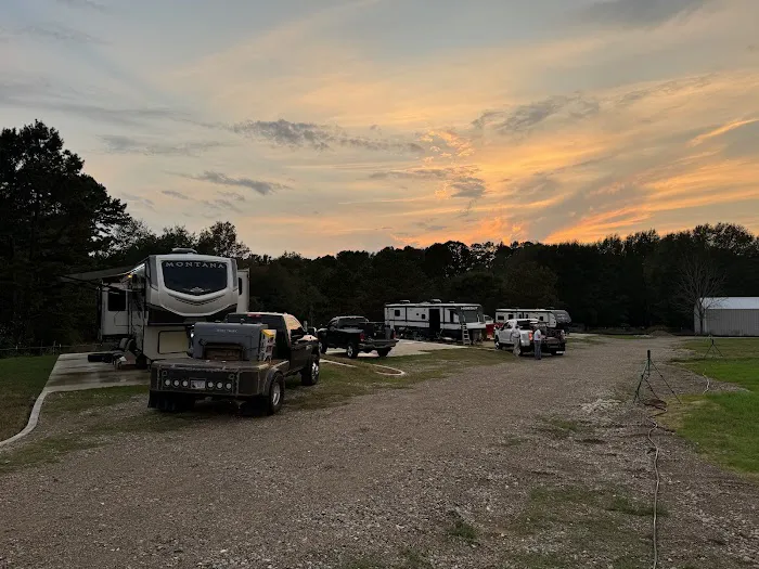 Hilltop RV Park at Lake Tyler, LLC Picture 5