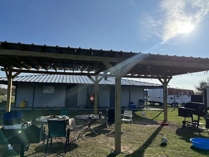 The Lakes RV Park Picture 1