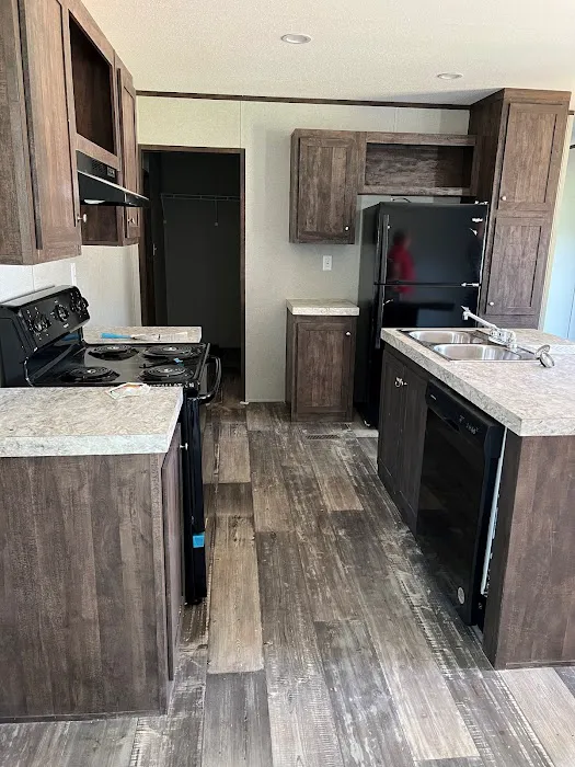 Evergreen Estates Picture 8